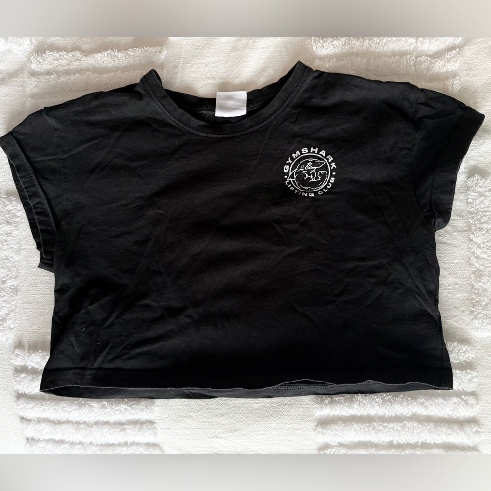 Gymshark Black Cropped Tee - Picture 2 of 4